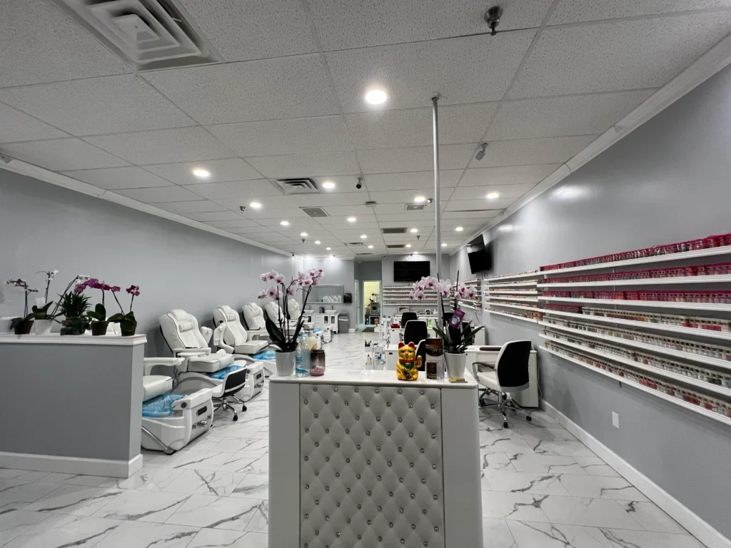 Secret Nail Bar