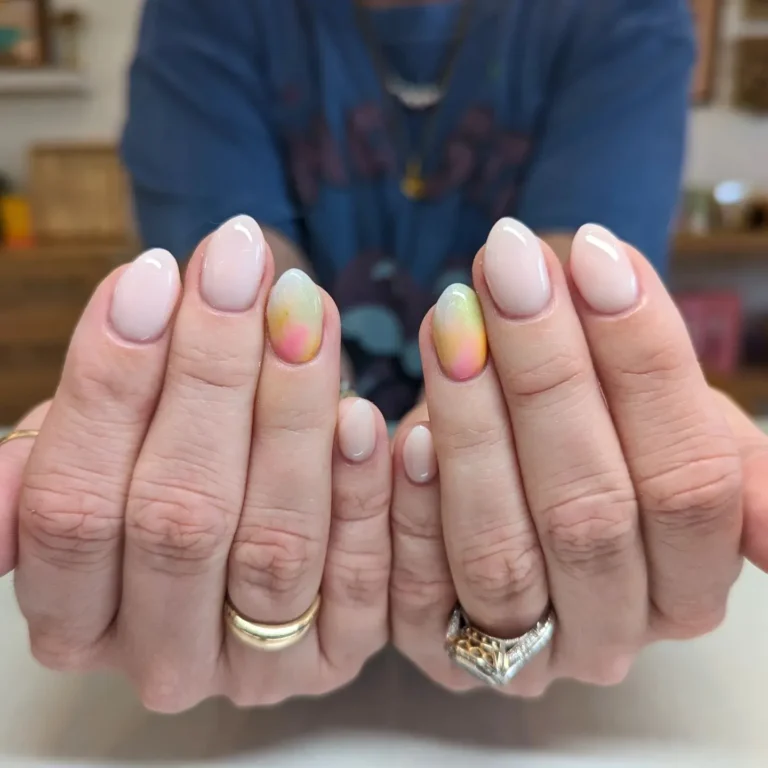 Watercolor Effect Almond Nails Watercolor Effect Almond Nails