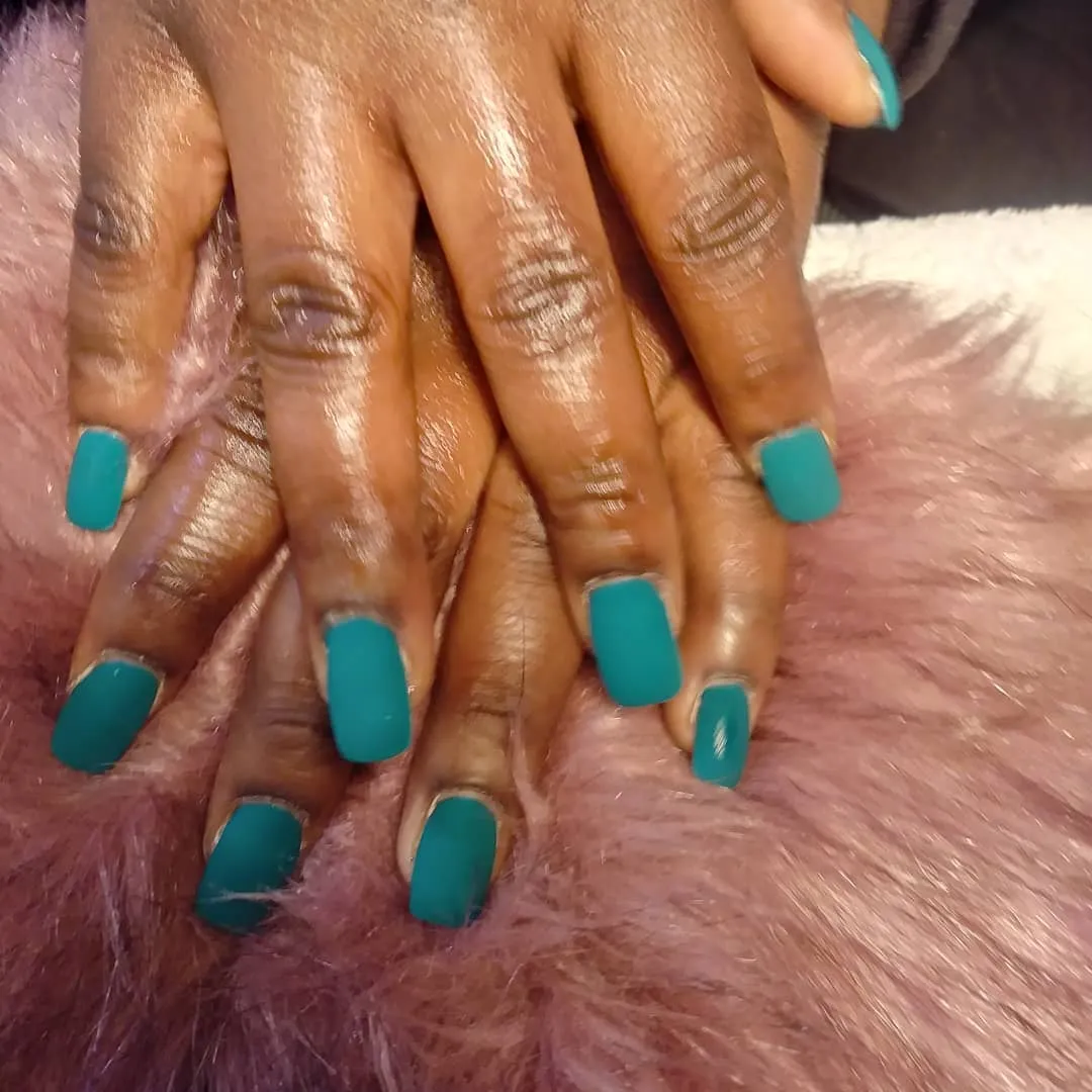 Matte Green Almond Nail Designs