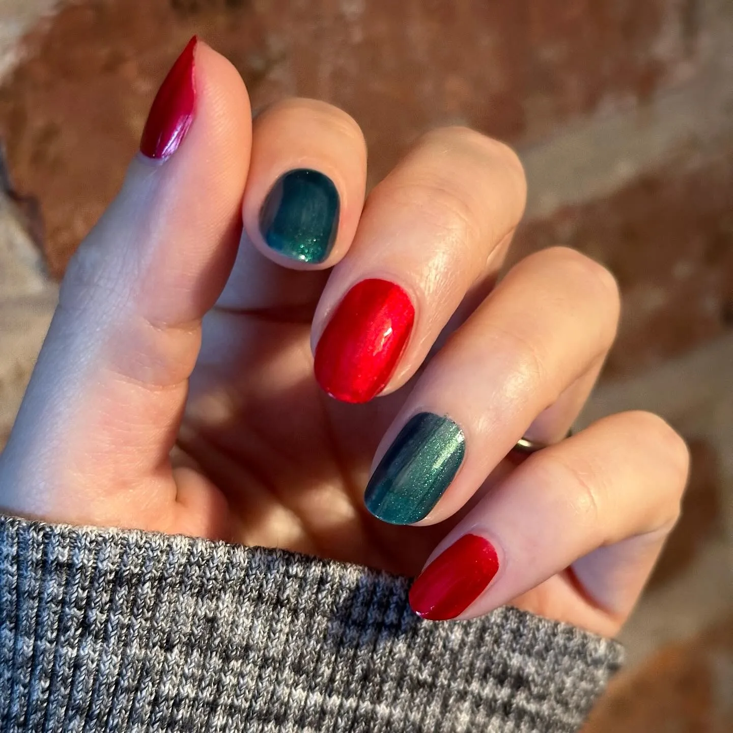 Red and Green Almond Nail Designs