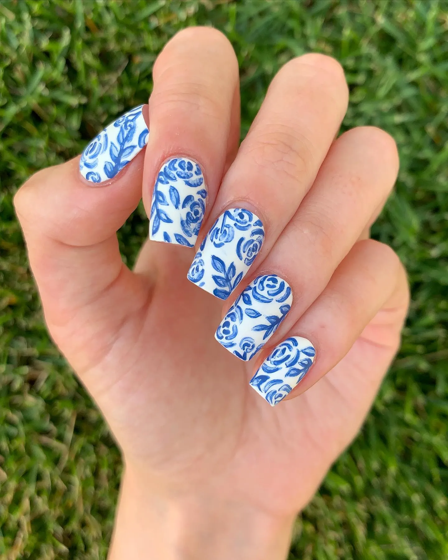 Floral Blue Nails