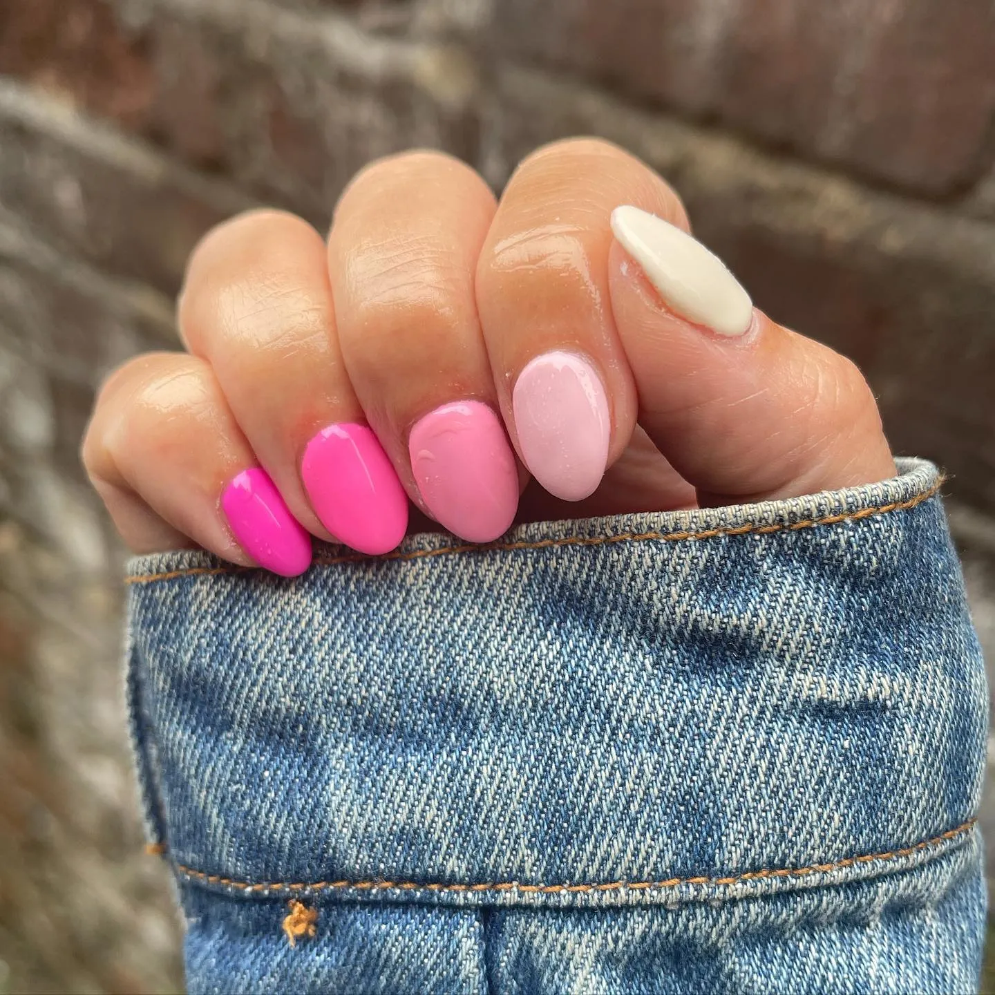 Gradient Pink Nail Designs