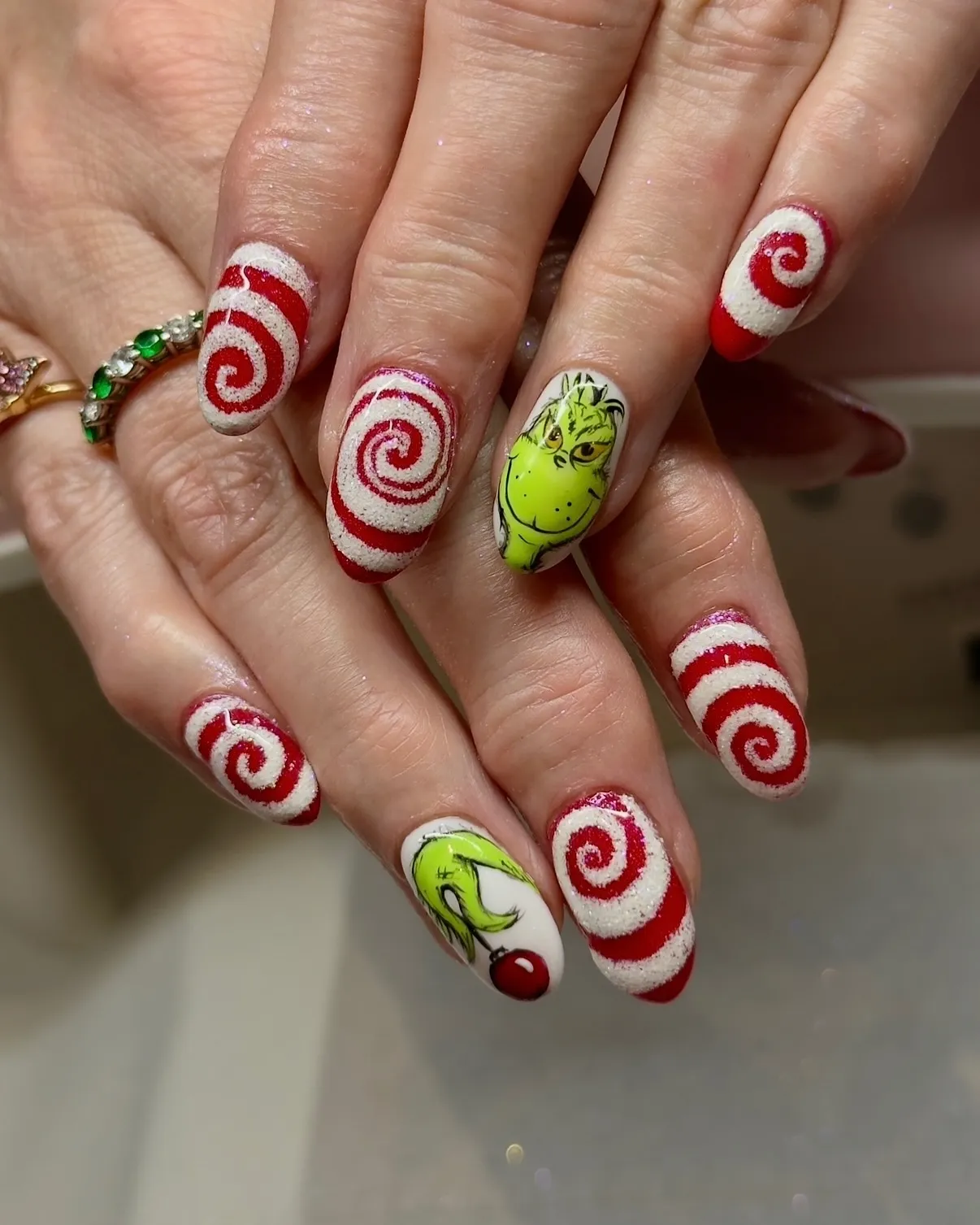 Grinch-Inspired Nail Art