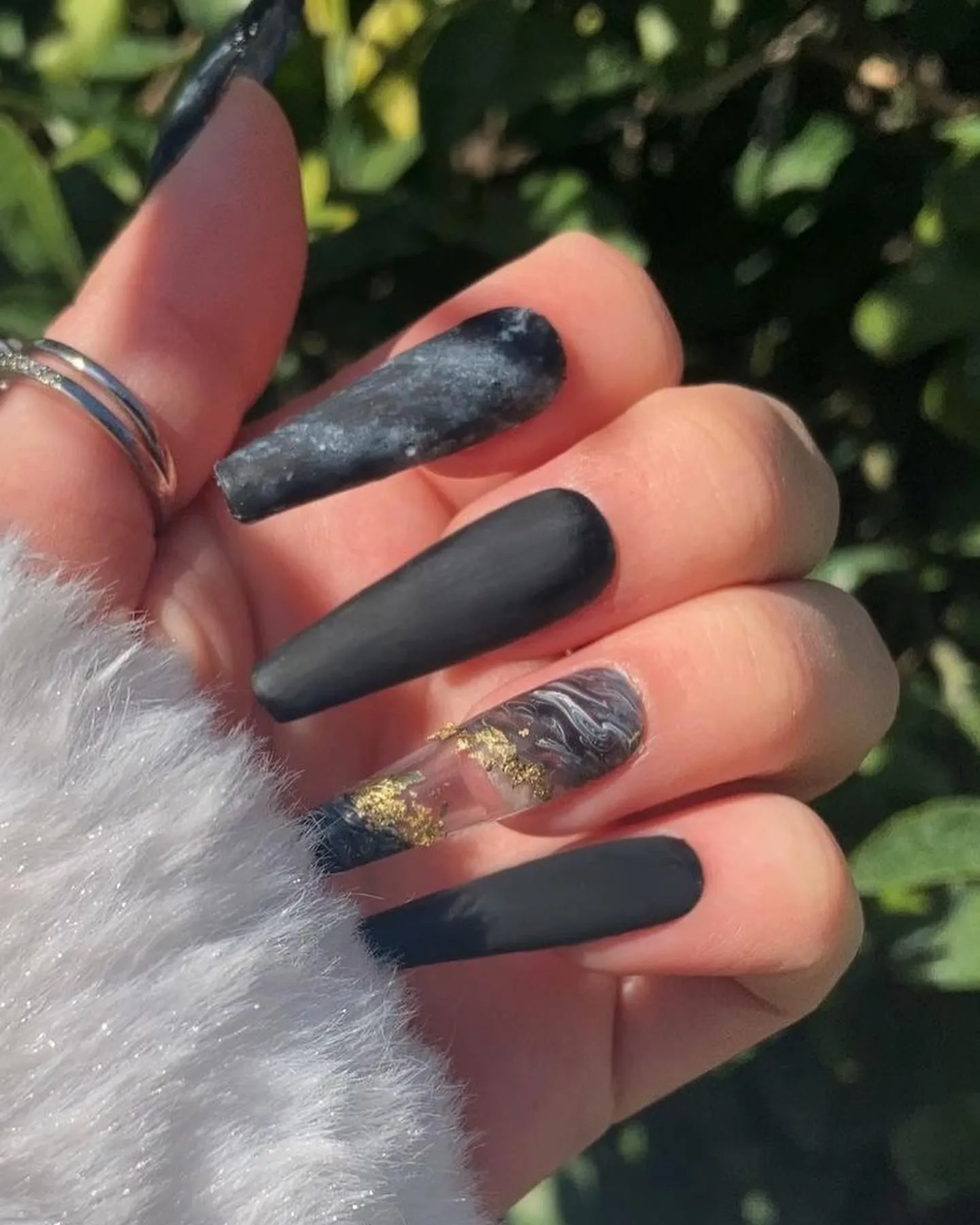 Chic Matte Nails