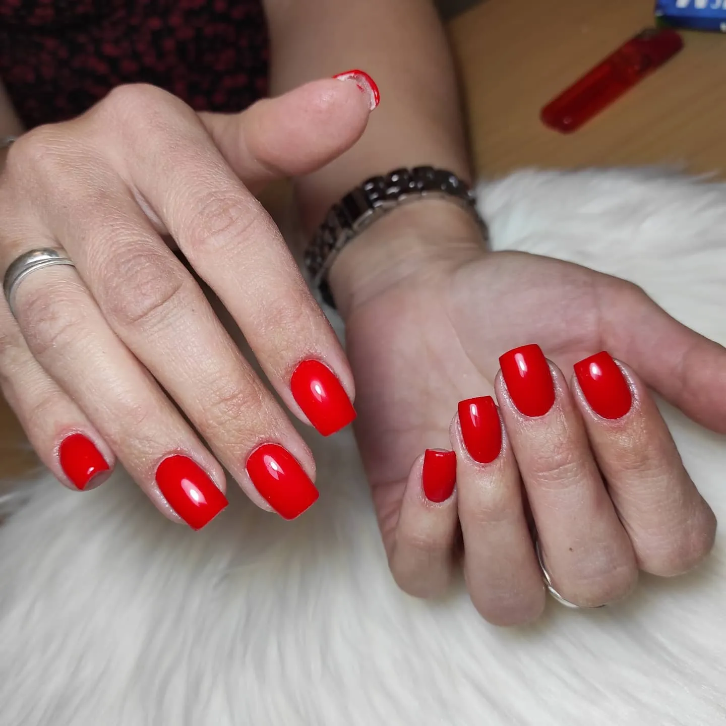 Coral Red Nails