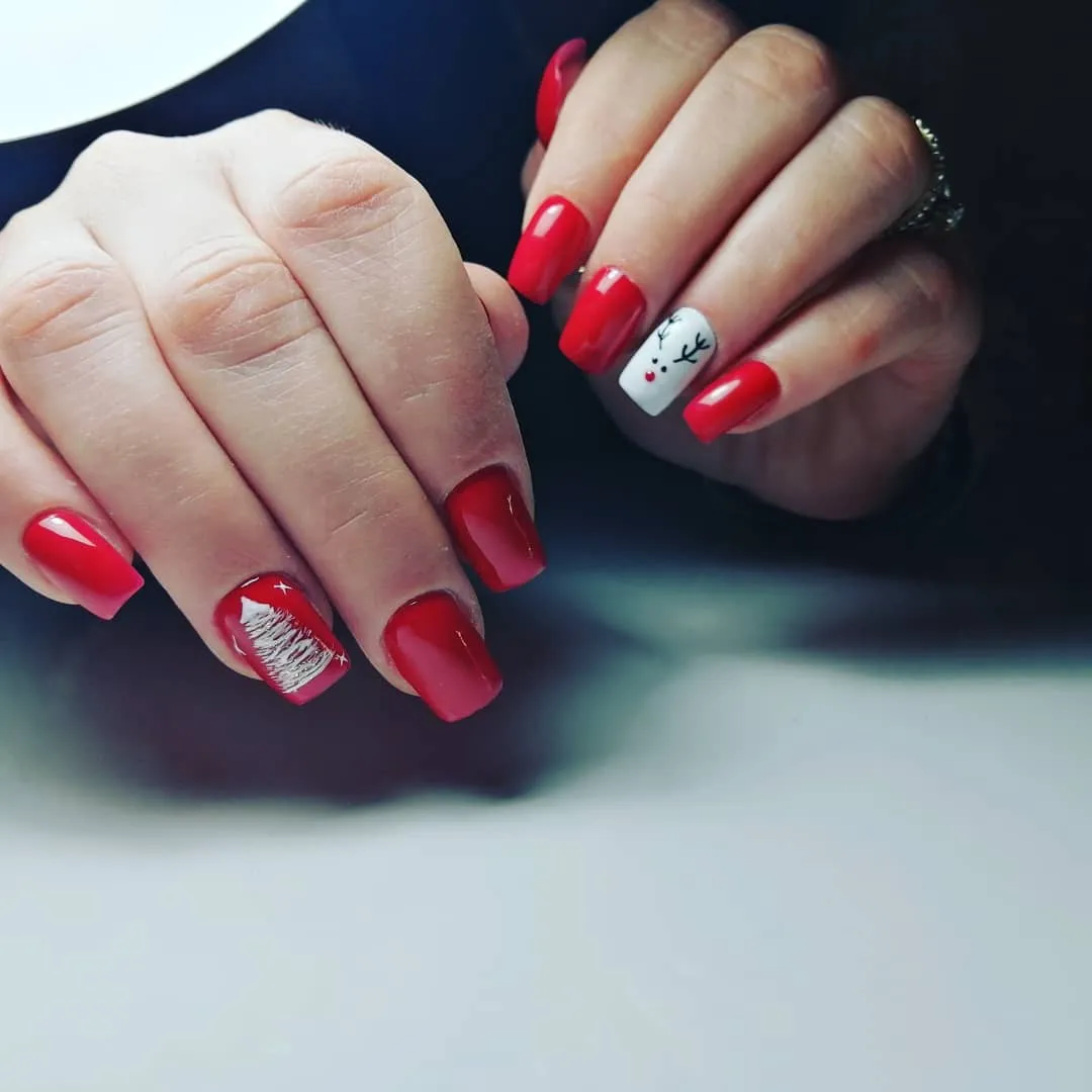 Red and White Nails