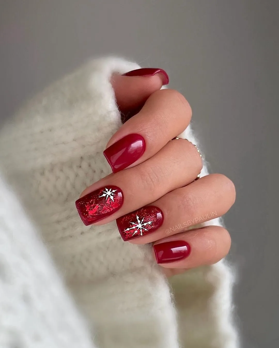 Red Short Square with Snowflake Accent Nails