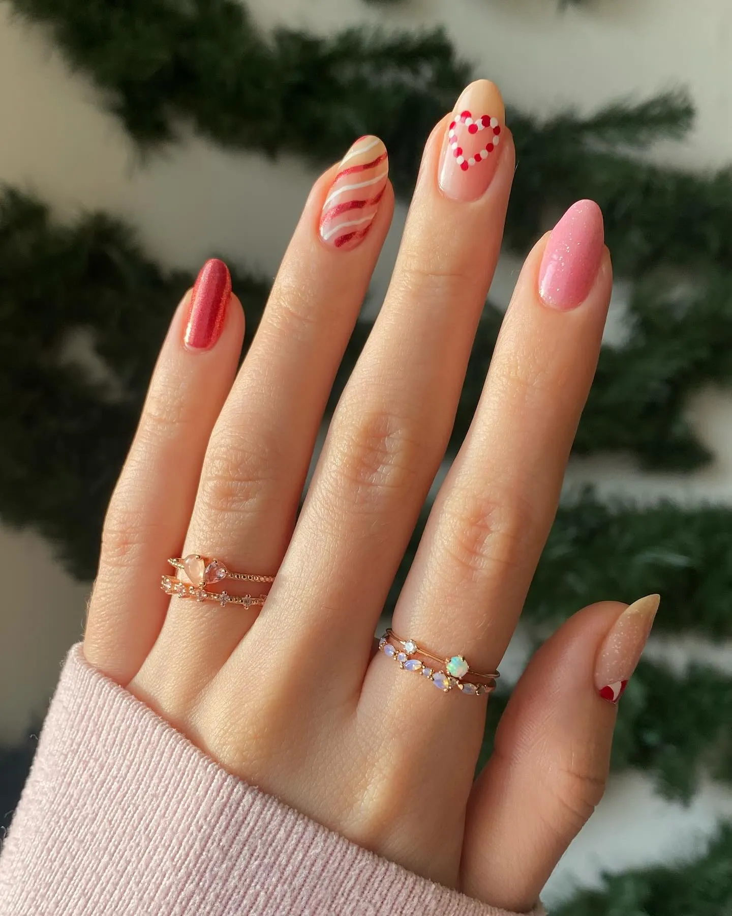 Red Line Art Short Almond Nails