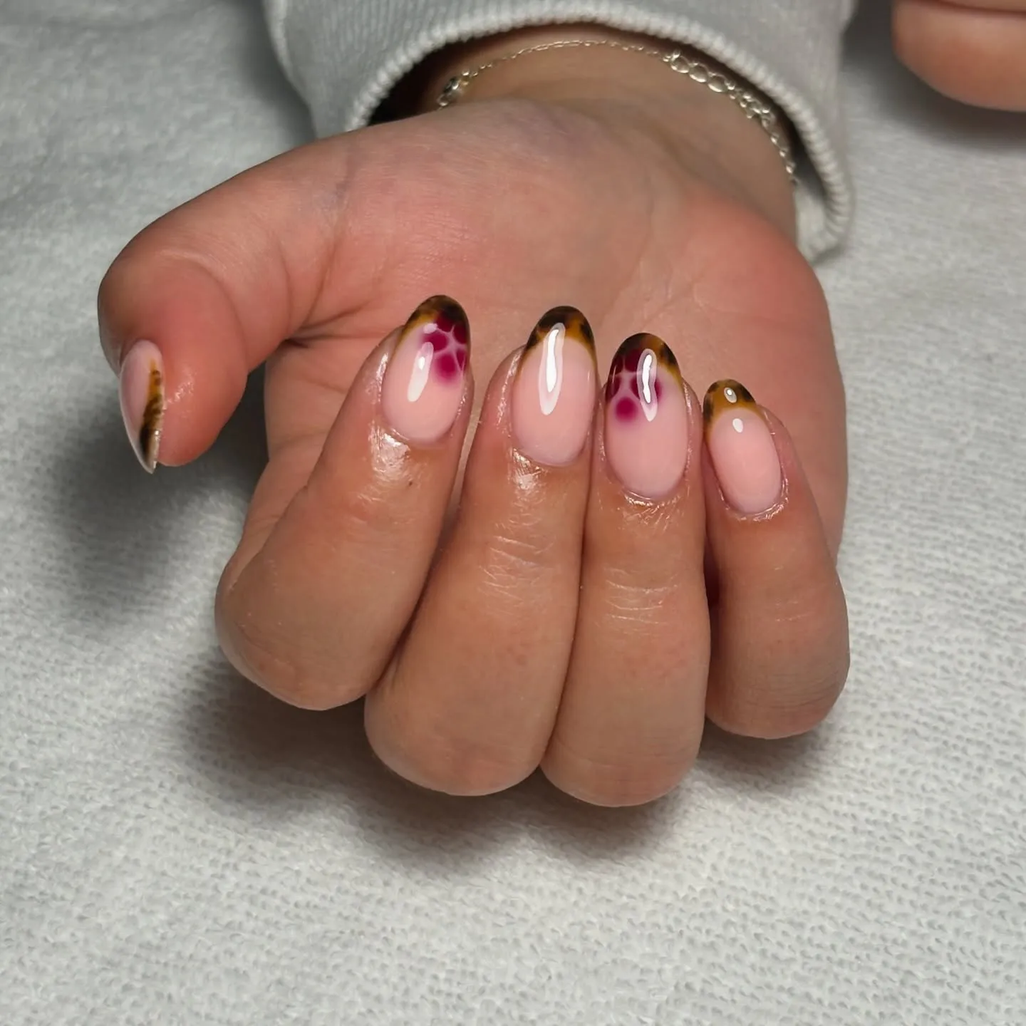 Tortoiseshell Tips Nails