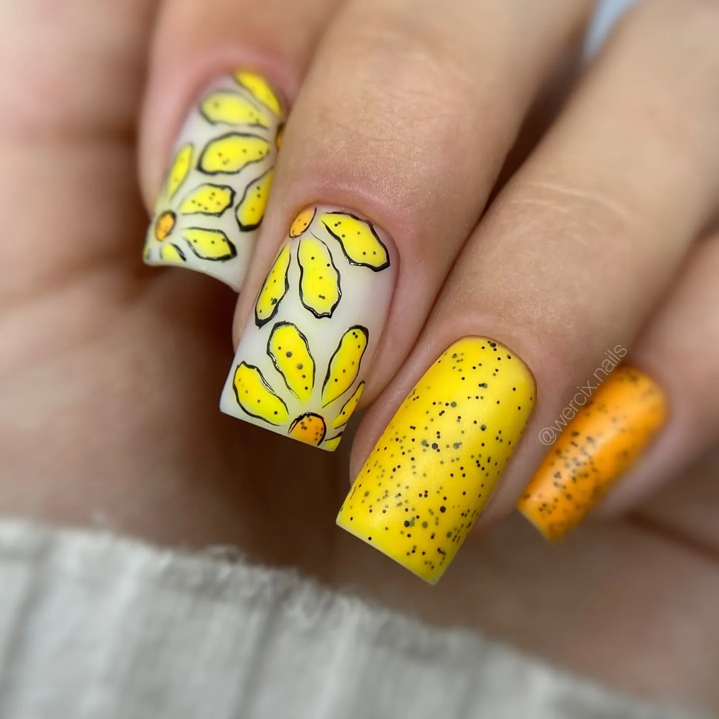 Yellow Coffin Nails