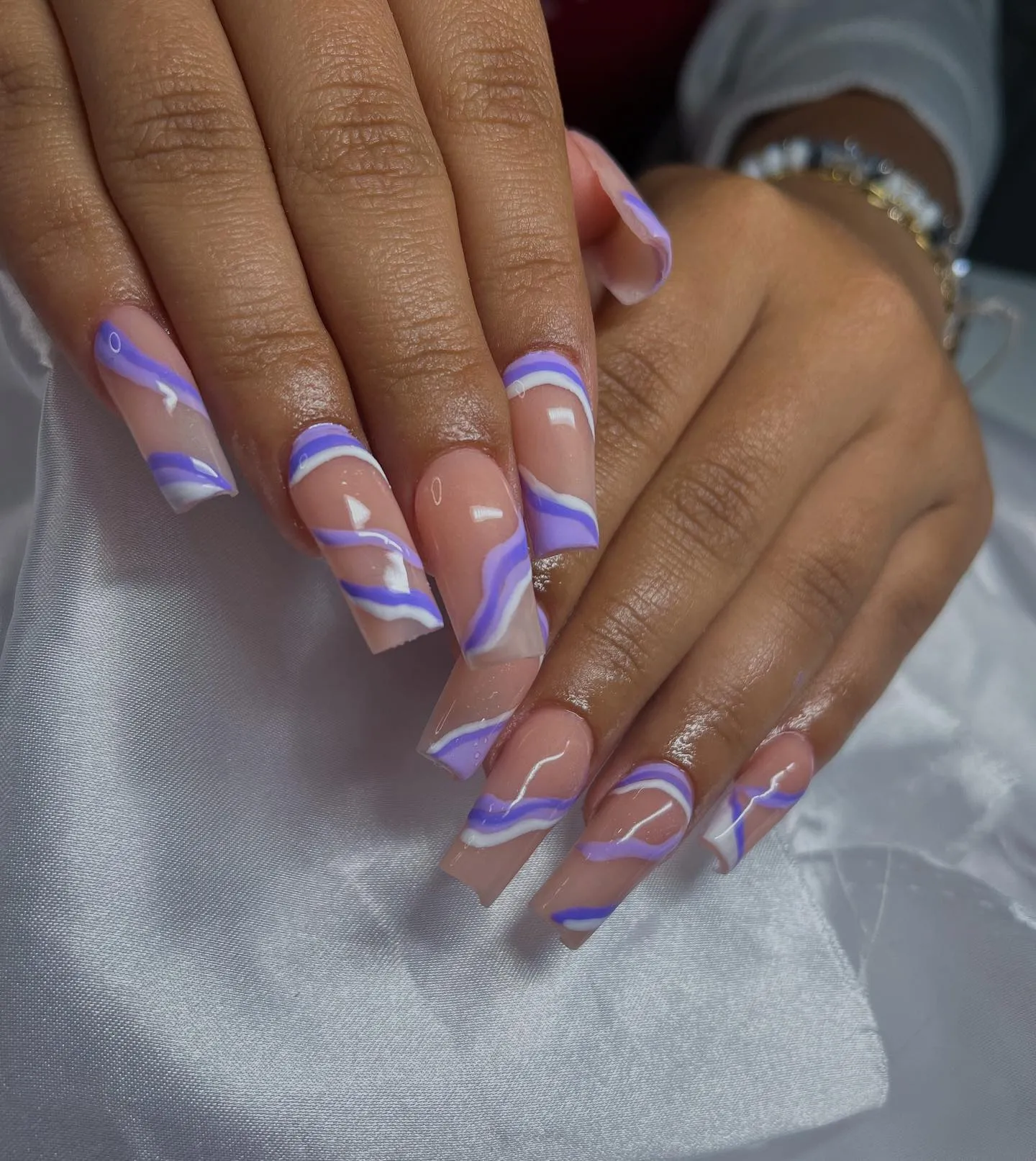 Lavender Swirl Line Art Almond Nails