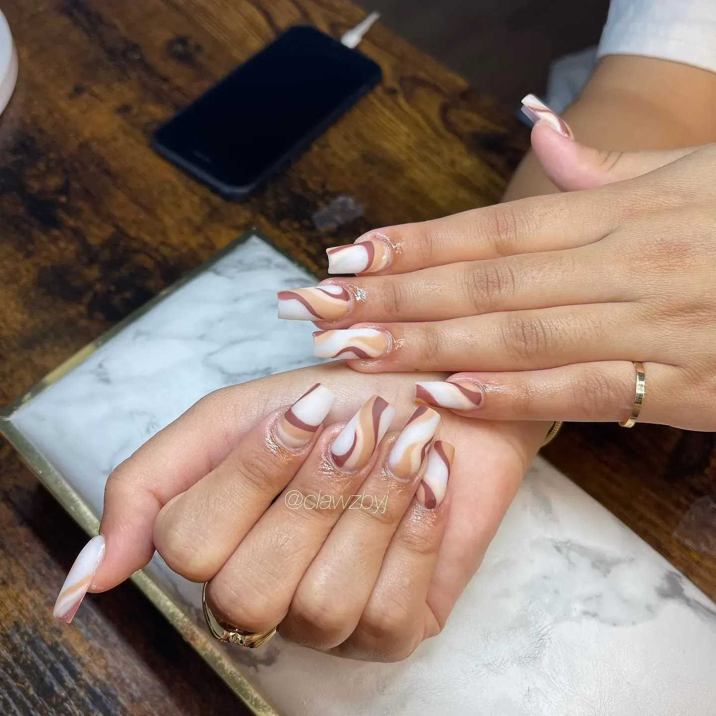 White Swirl Nude Short Almond Nails