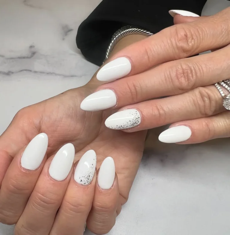 White Almond Nails White Almond Nails