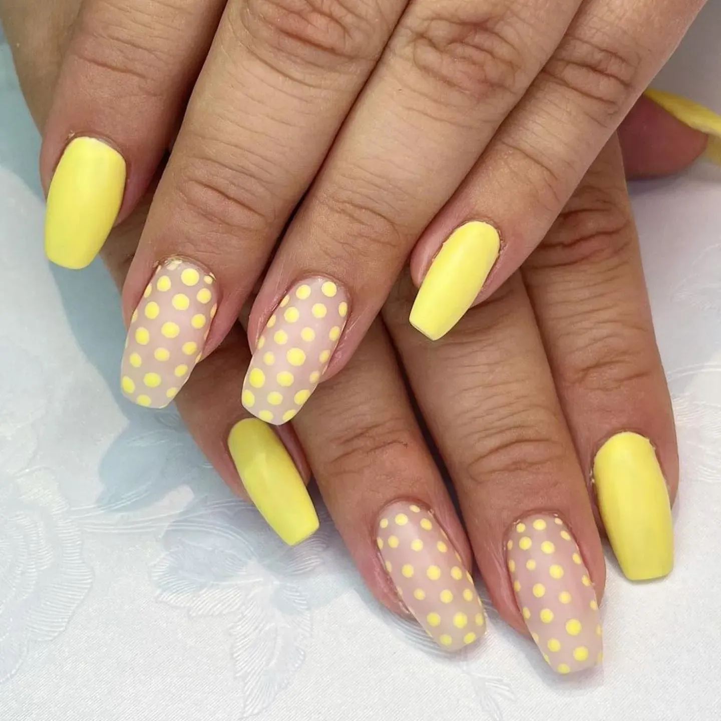 Yellow Polka Dot Short Square Nails