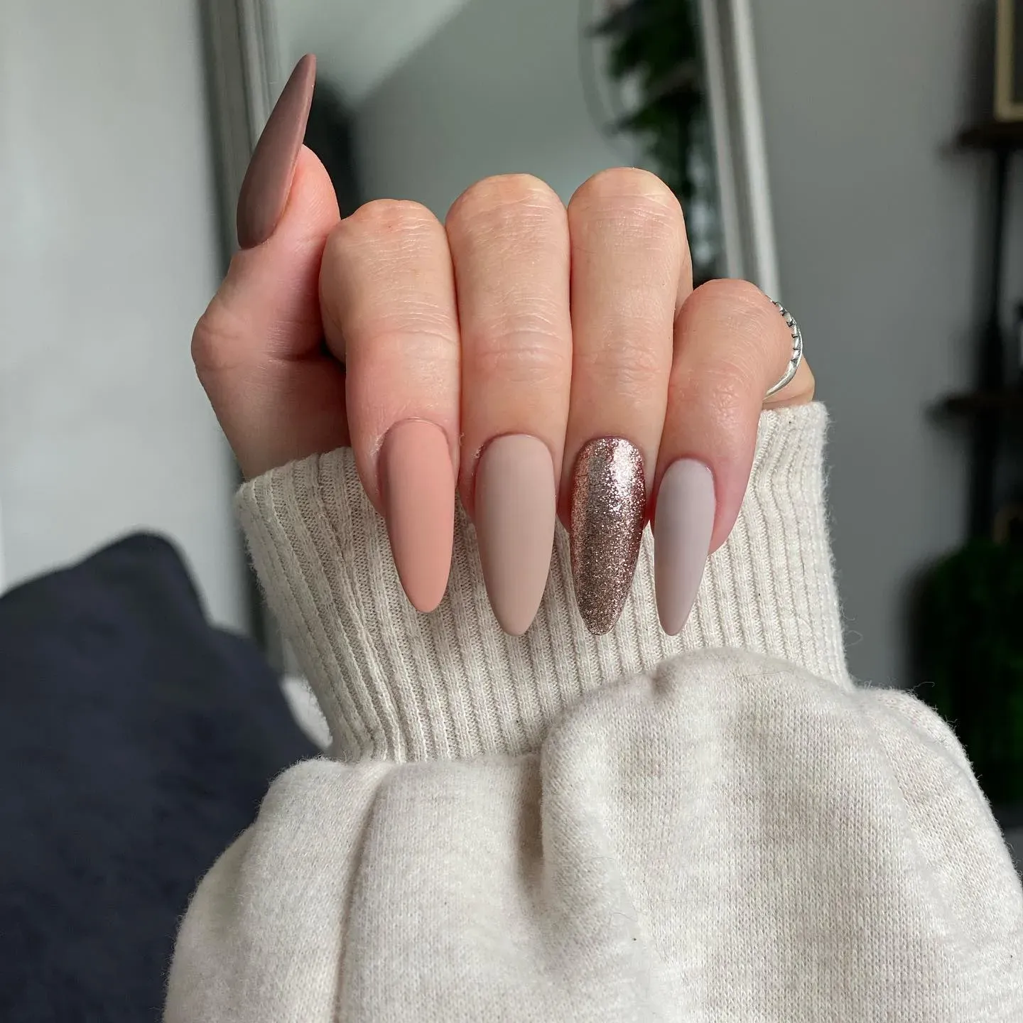 Matte Nude Long Coffin Nails
