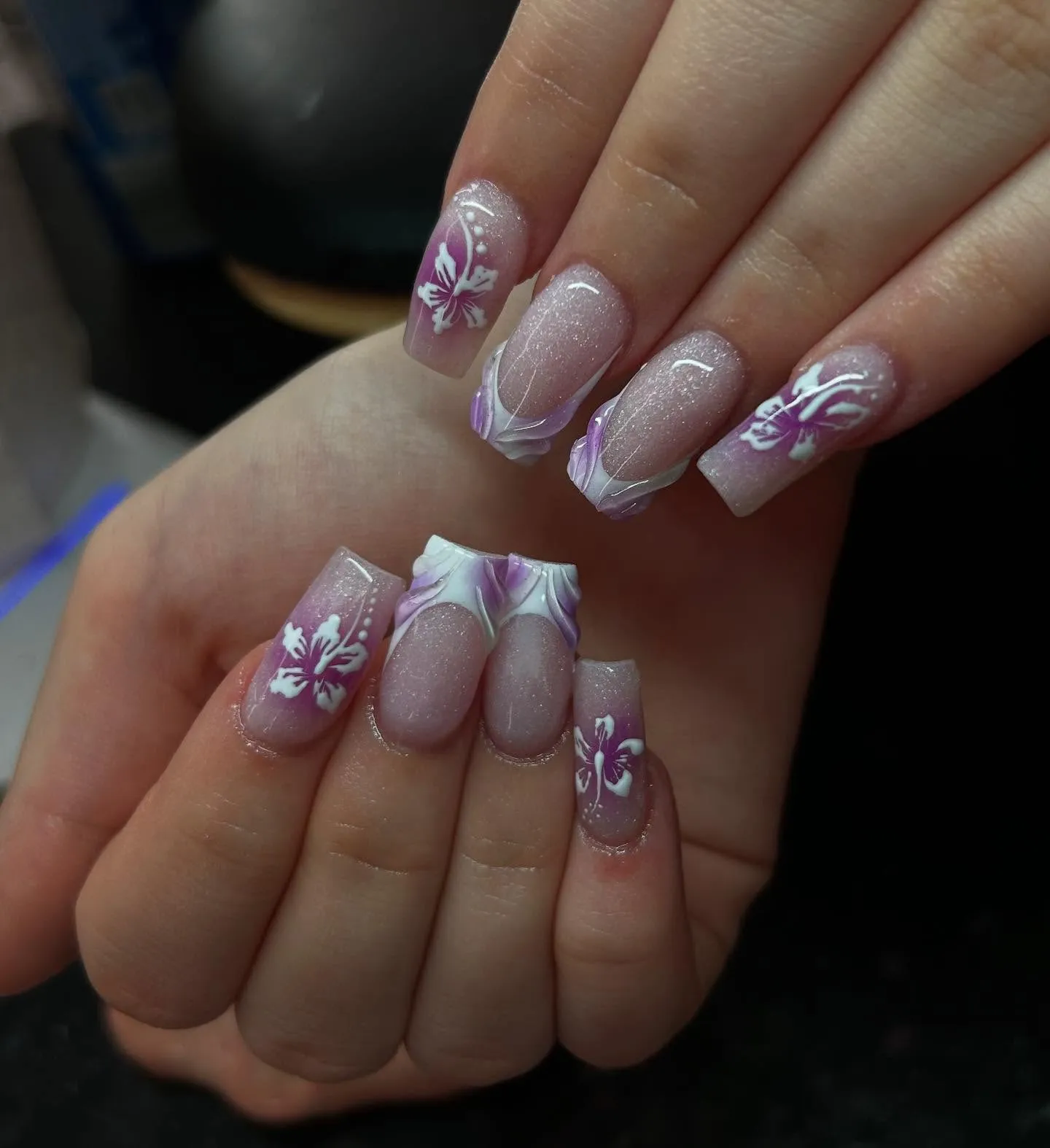 3D Chrome Nails