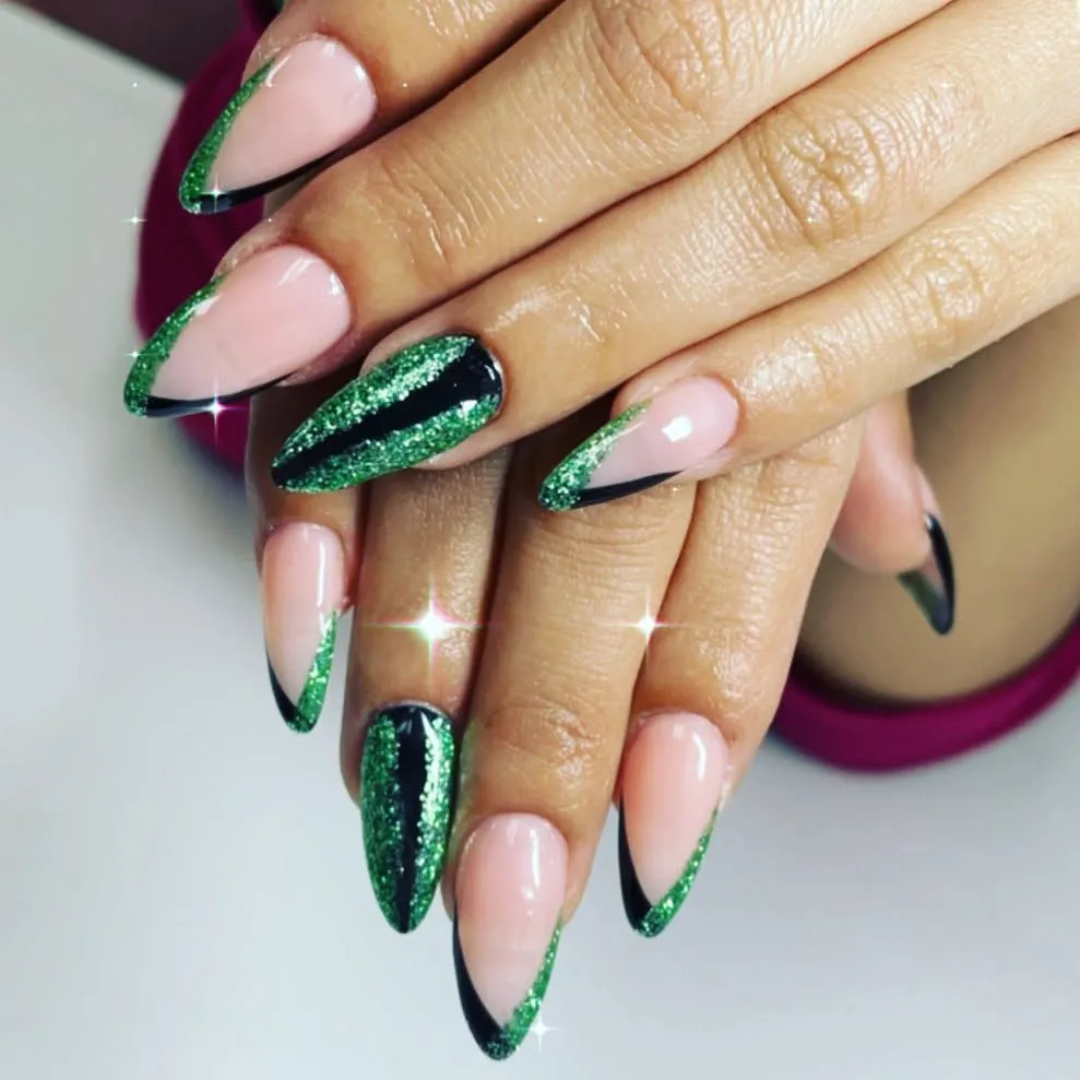 French Tip Manicure