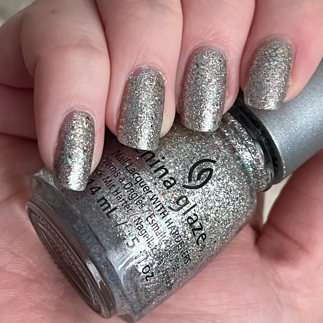 Striking Silver Glitter Accent Nails