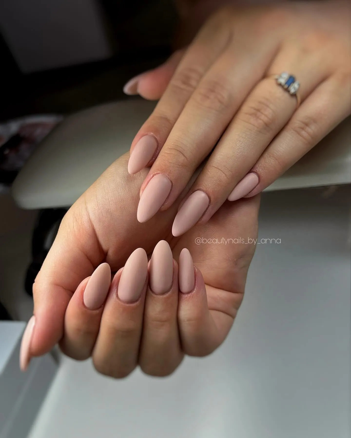 Neutral Nails