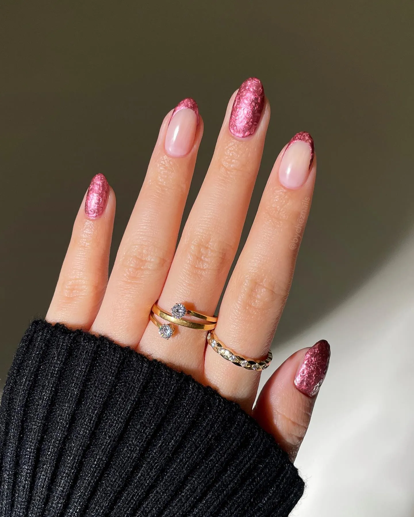 Pink Glitter Velvet Nails