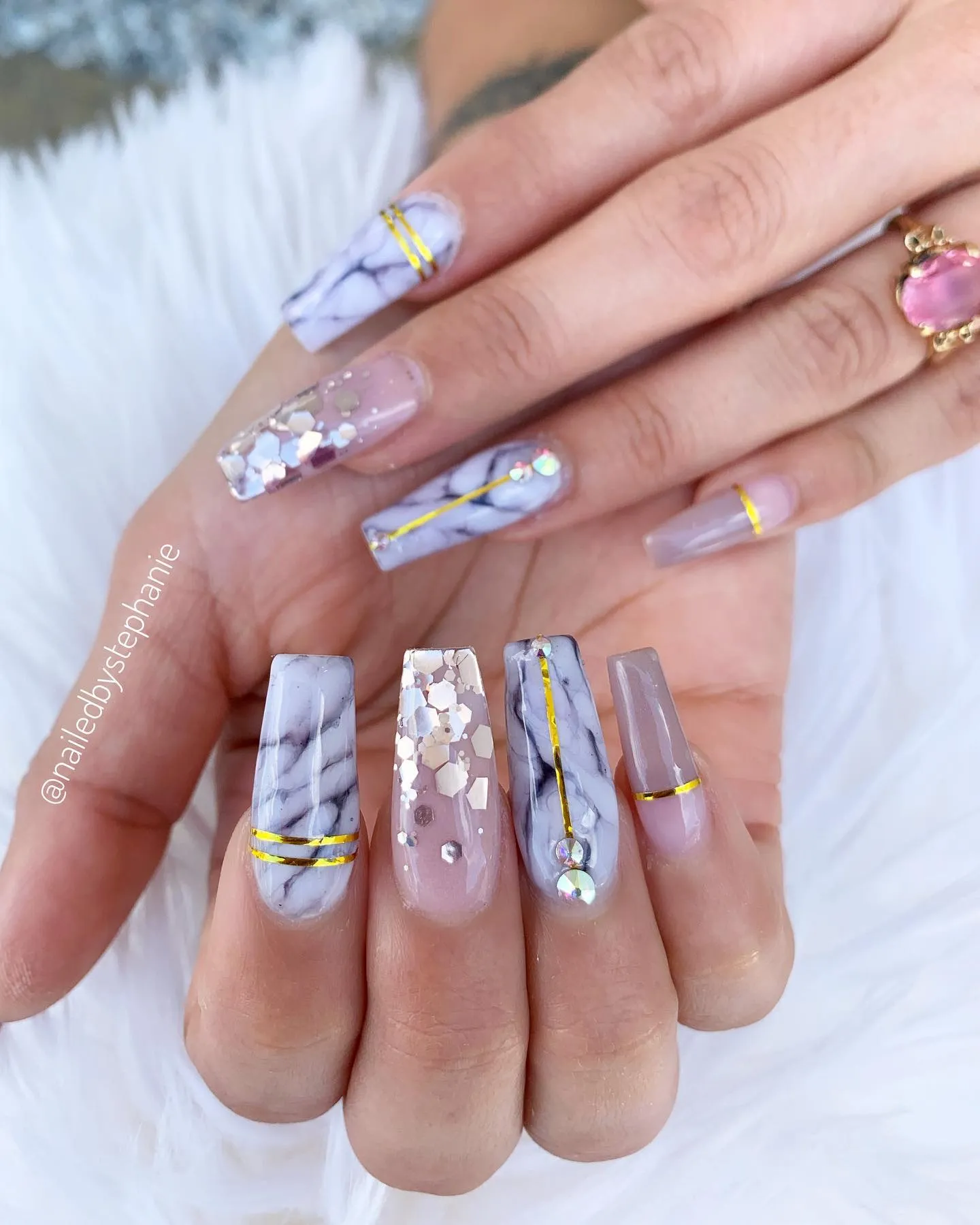 Grey and gold nails