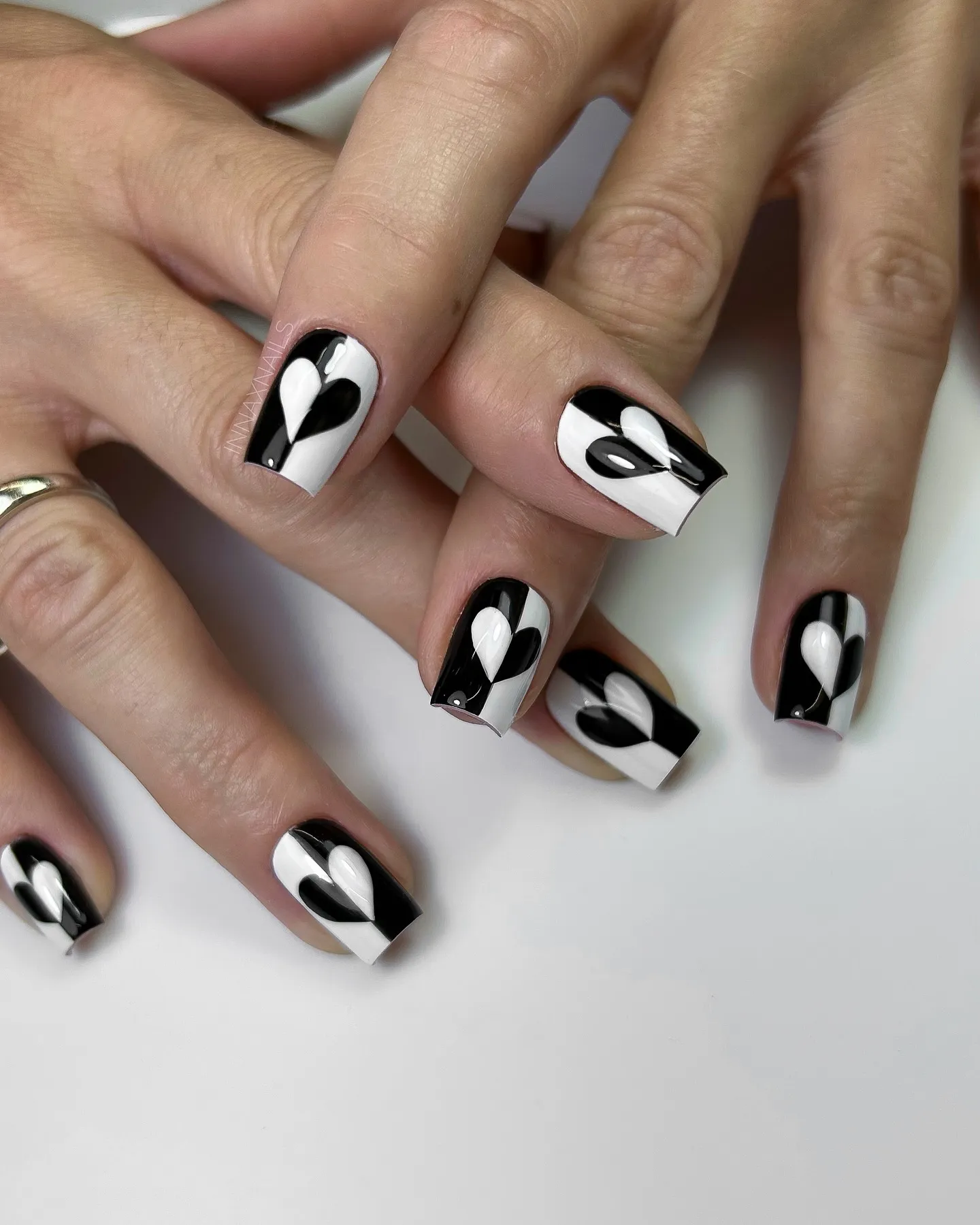 Geometric Black Chrome Nail Ideas