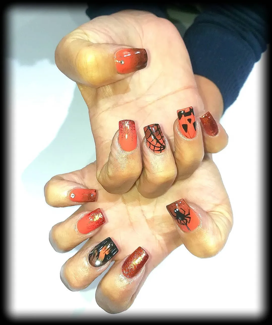 Jack-O’-Lantern Accent Nails