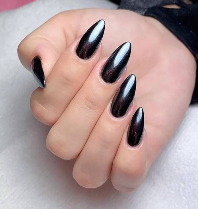 Classic Shiny Black Chrome Nail Polish