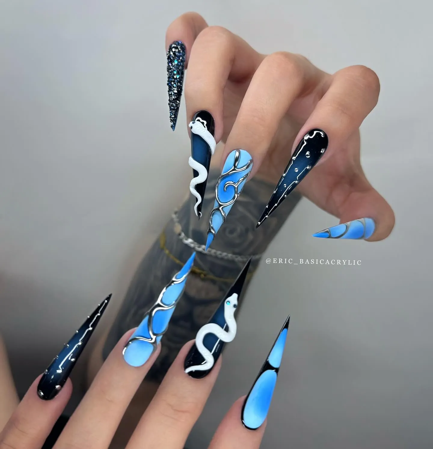 Sparkly Purple Stiletto Nails