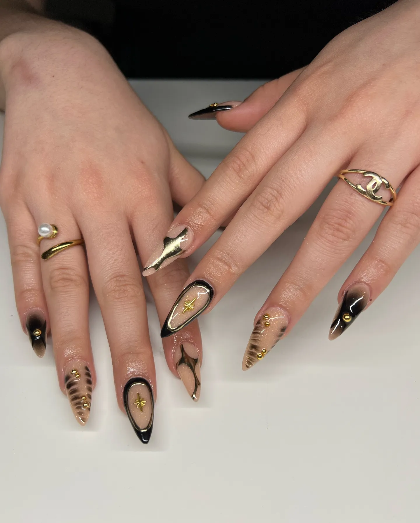Black and Gold Elegant Halloween Nails