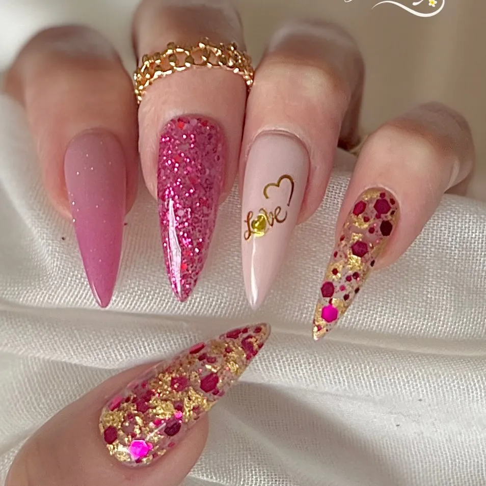 Gold Glitter Pink nails