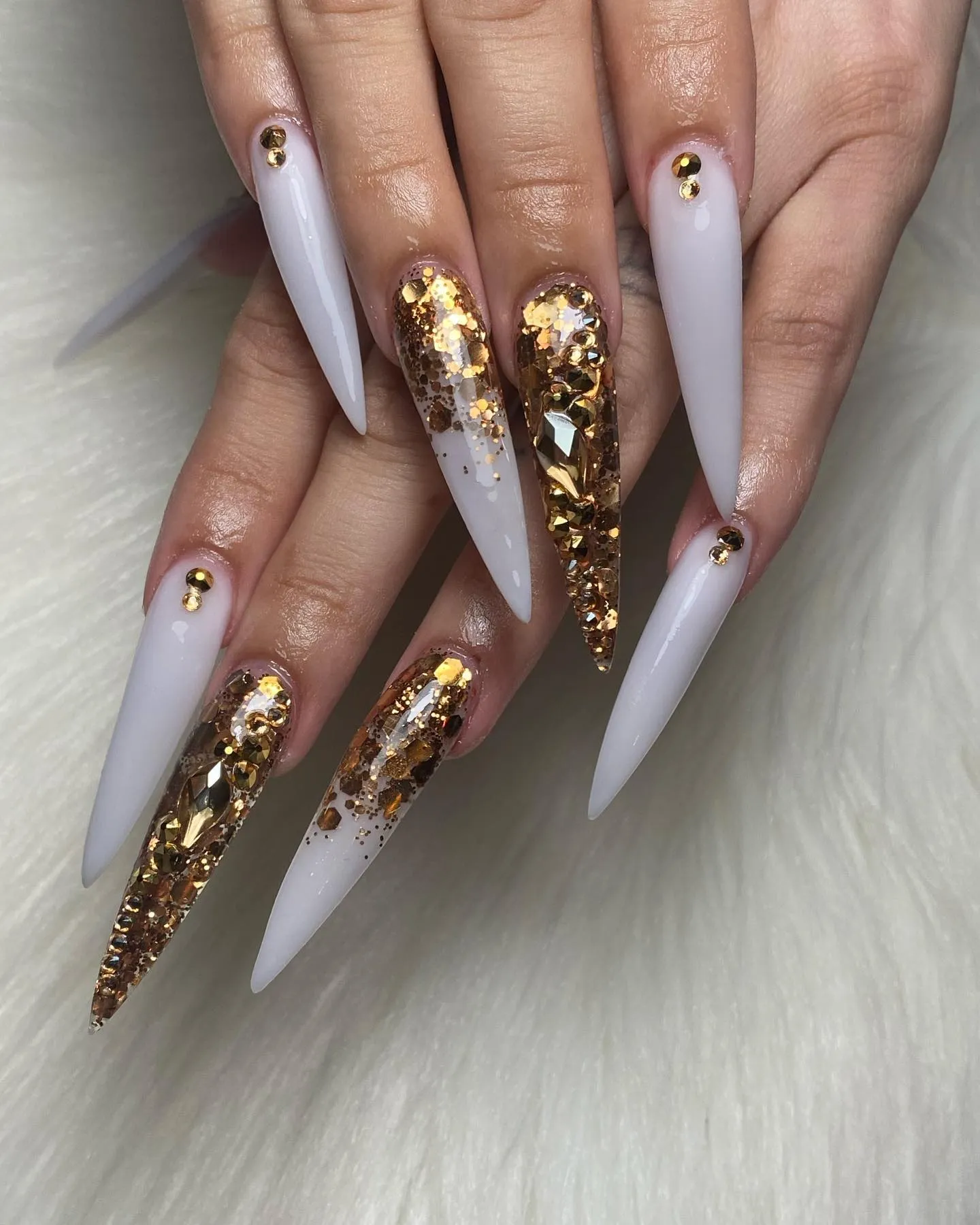 Rose gold glitter stiletto nails