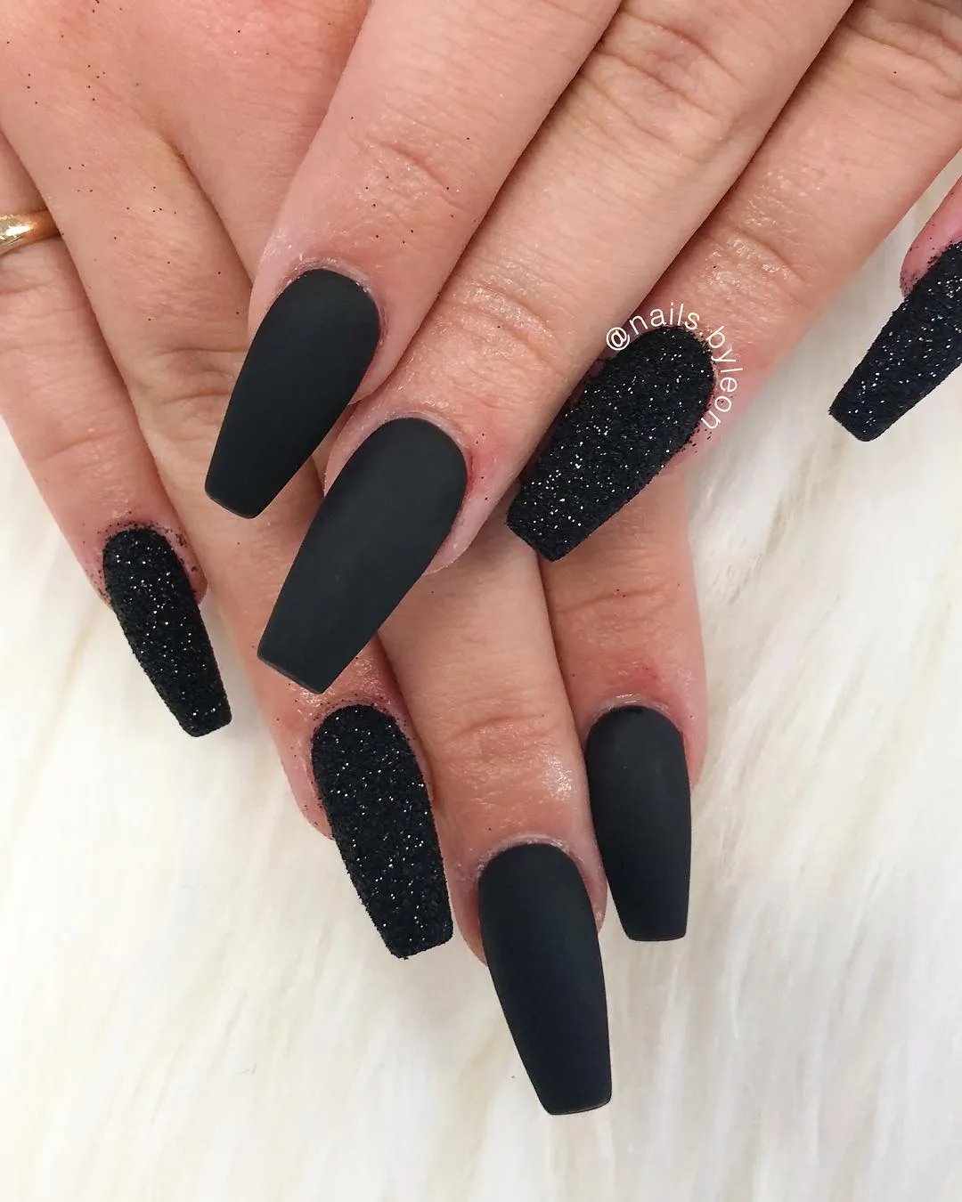 Matte and Glitter Combo Nails