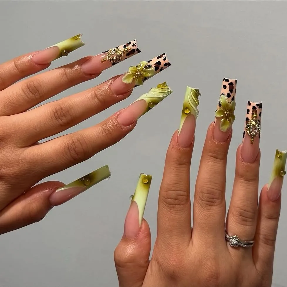 3D Coffin Glitter Nails