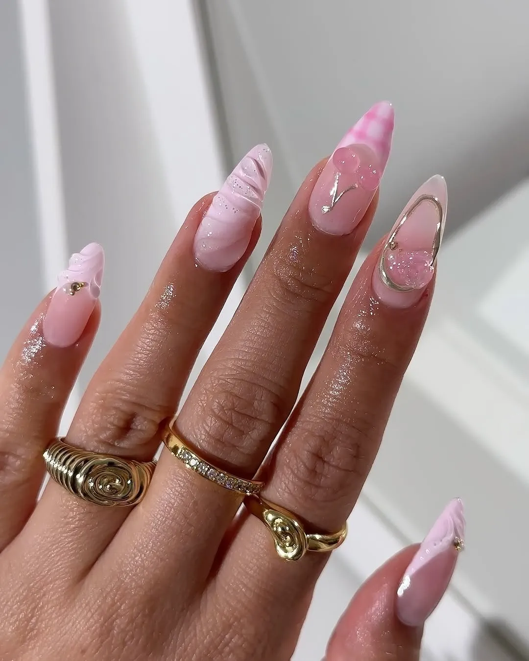 Baby Pink Glitter Manicure