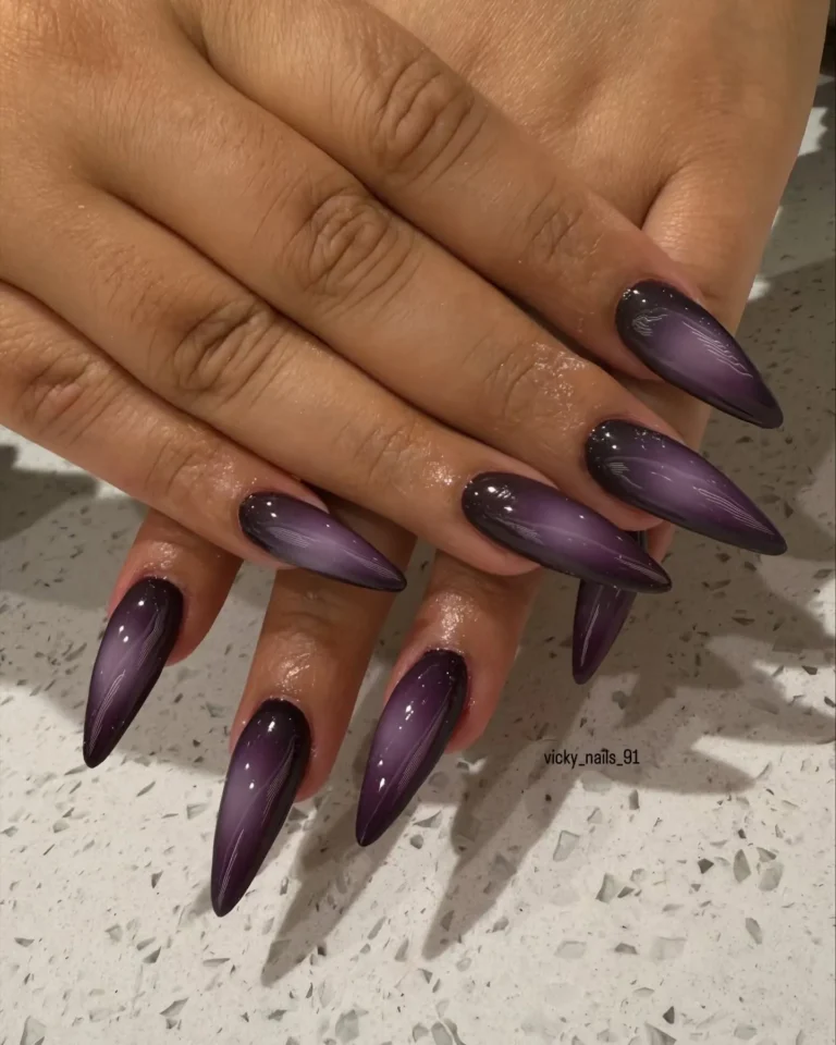 Witchy Chrome Nails Witchy Chrome Nails