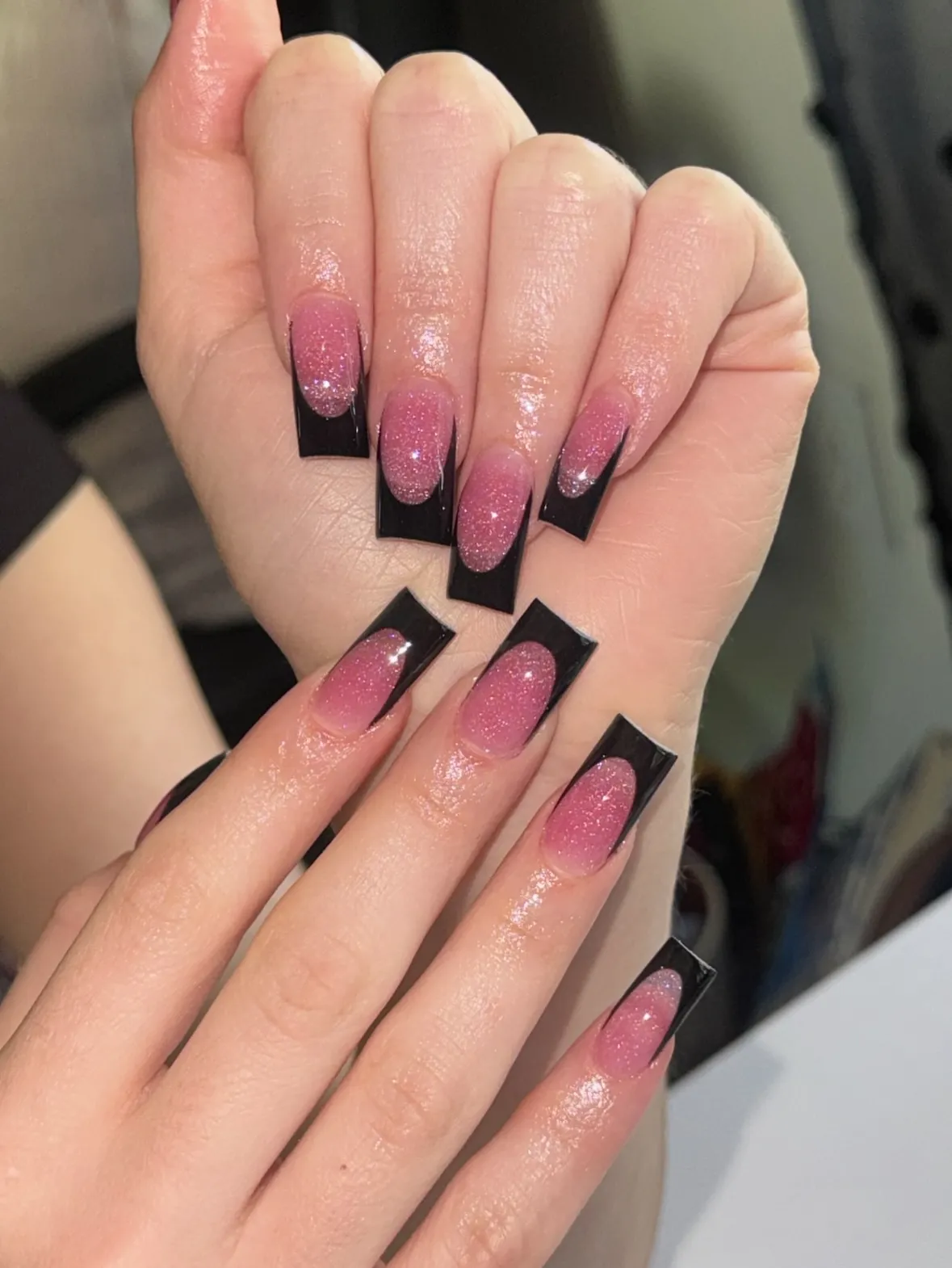 Black French Tip Acrylic Nails