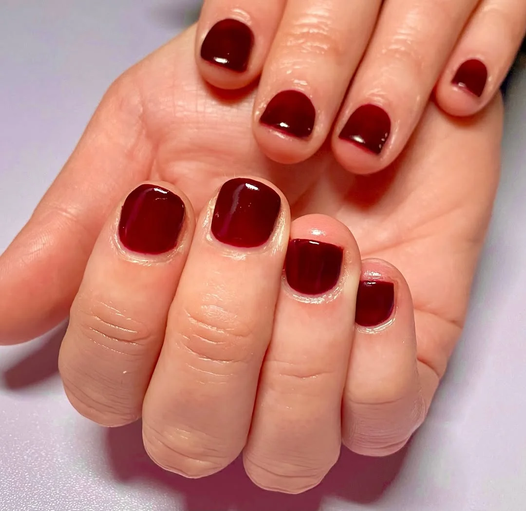 Cherry Wine Round nail design idea