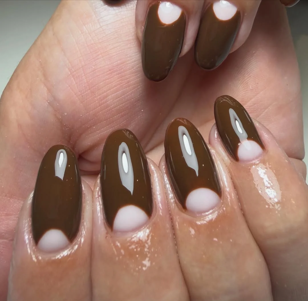 Gold Foil Reverse French Nail Design Gold Foil Reverse French nail design idea