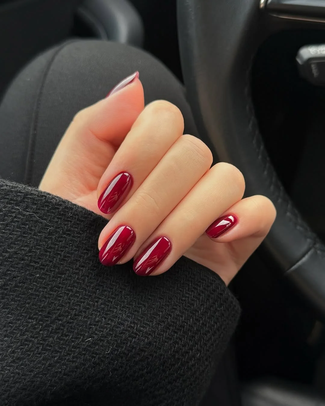 Red Glossy Oval nail design: red short almond glossy