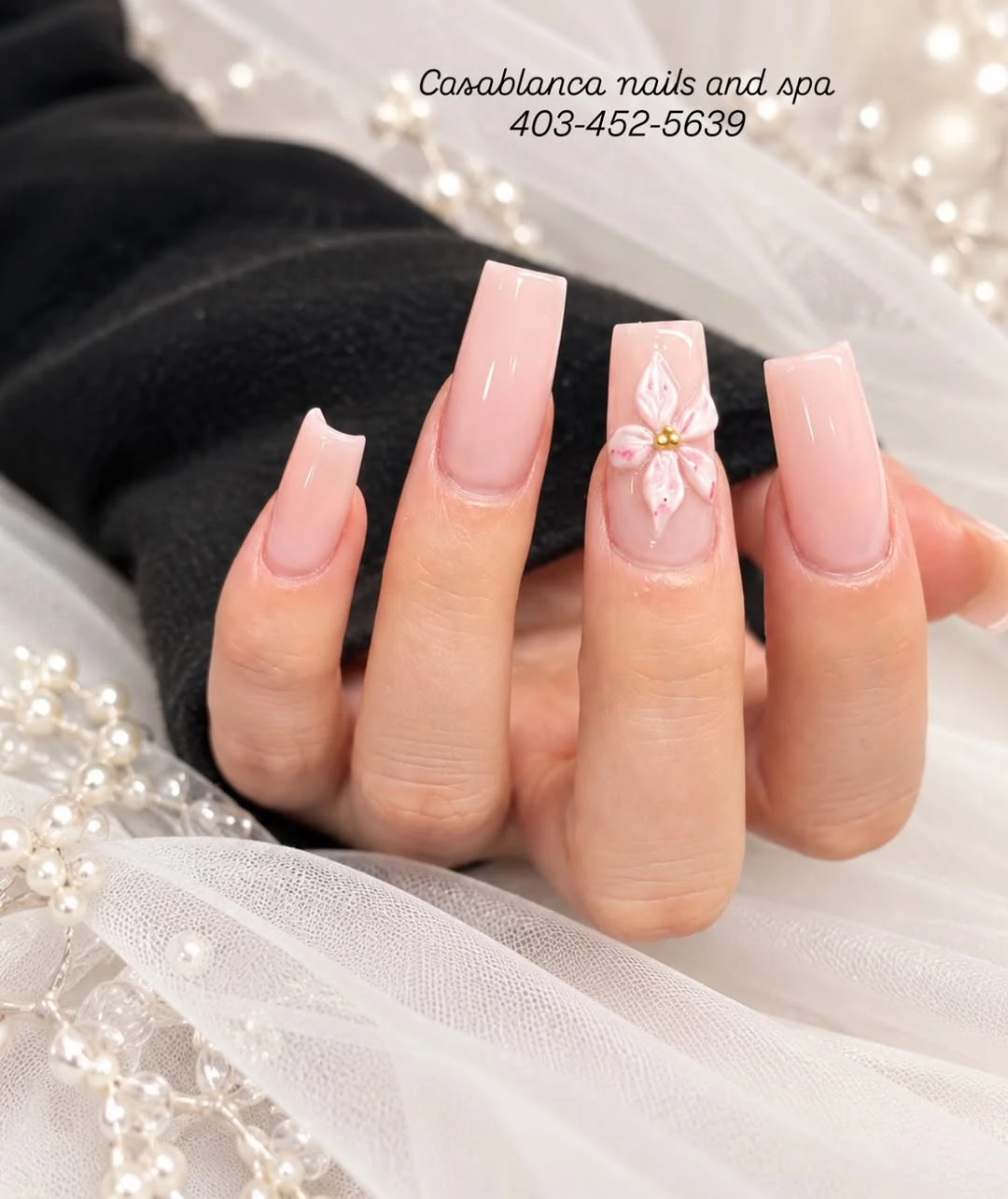 Peach Daisy Nude Nail Design Peach Daisy Nude nail design idea