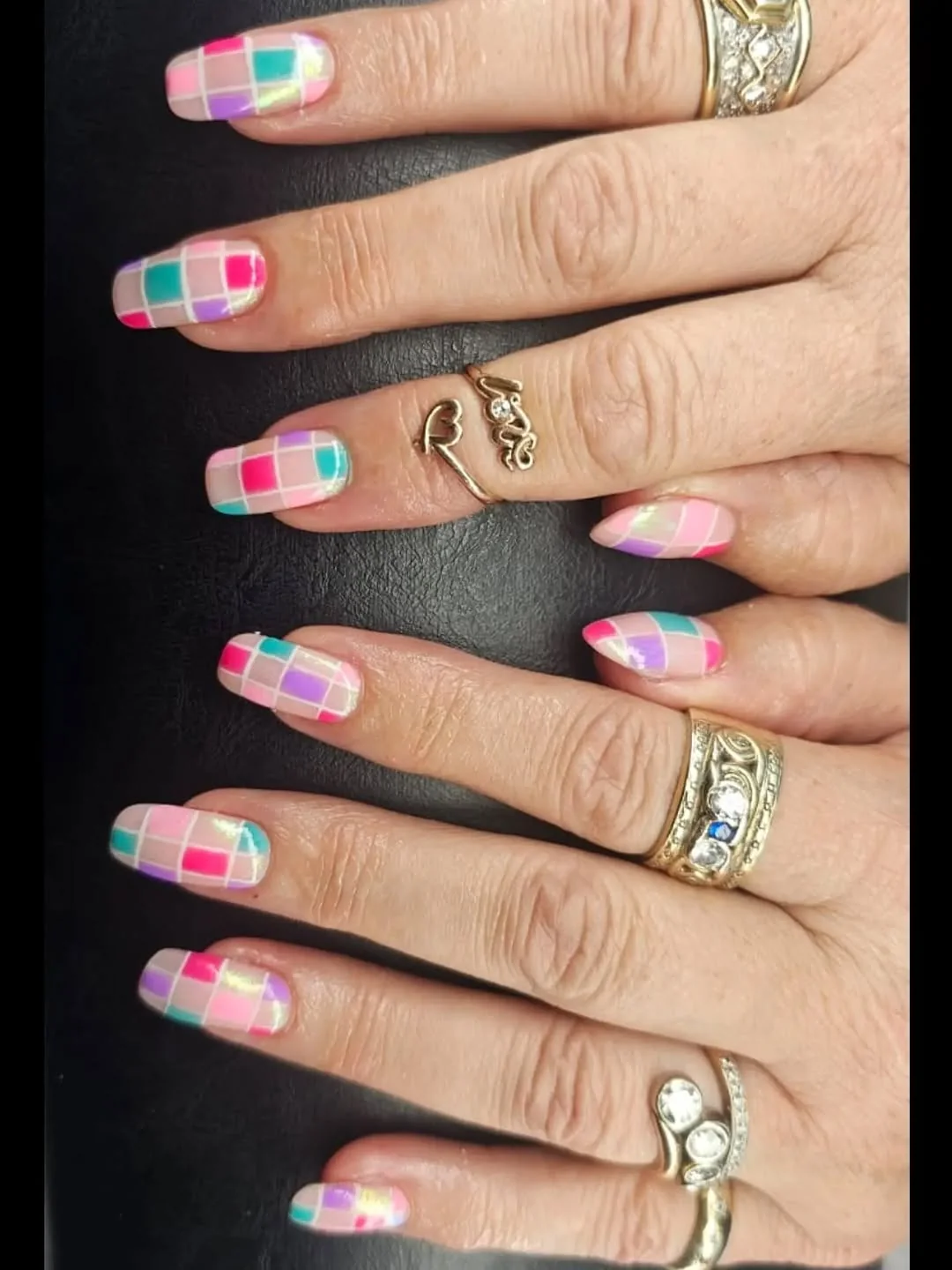 Pastel Checker Nail Design Pastel Checker nail design idea