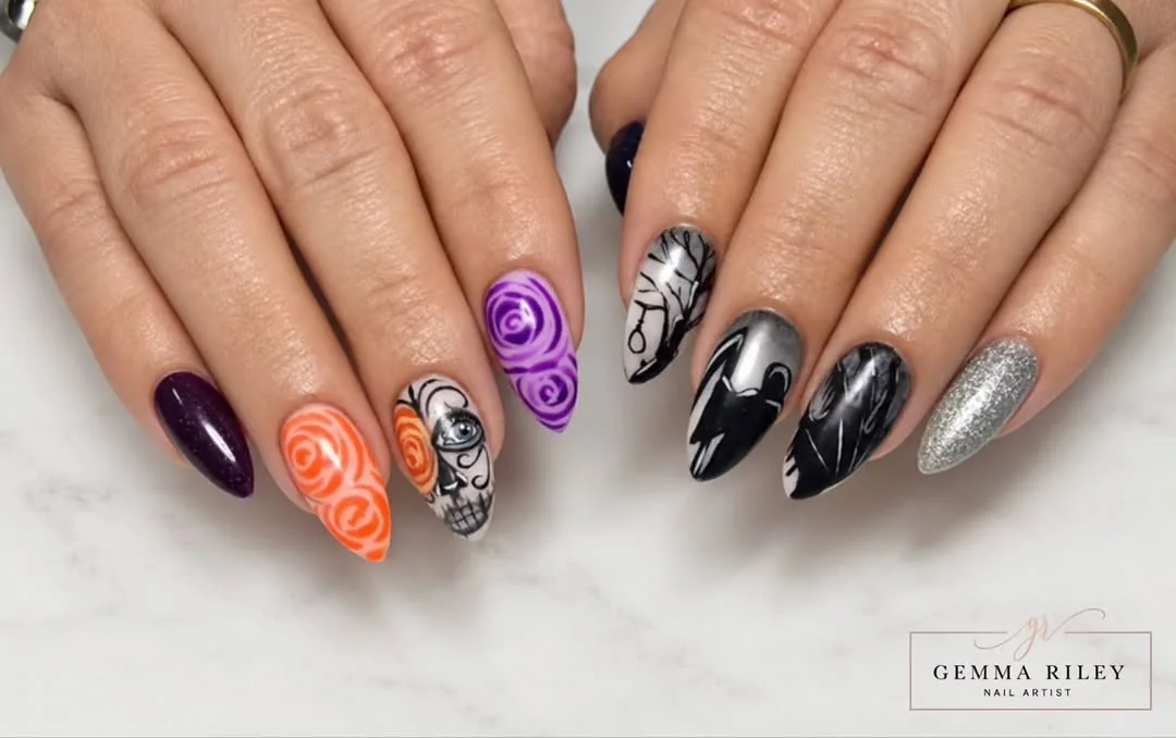 Silver Skull Nail Design Silver Skull nail design idea