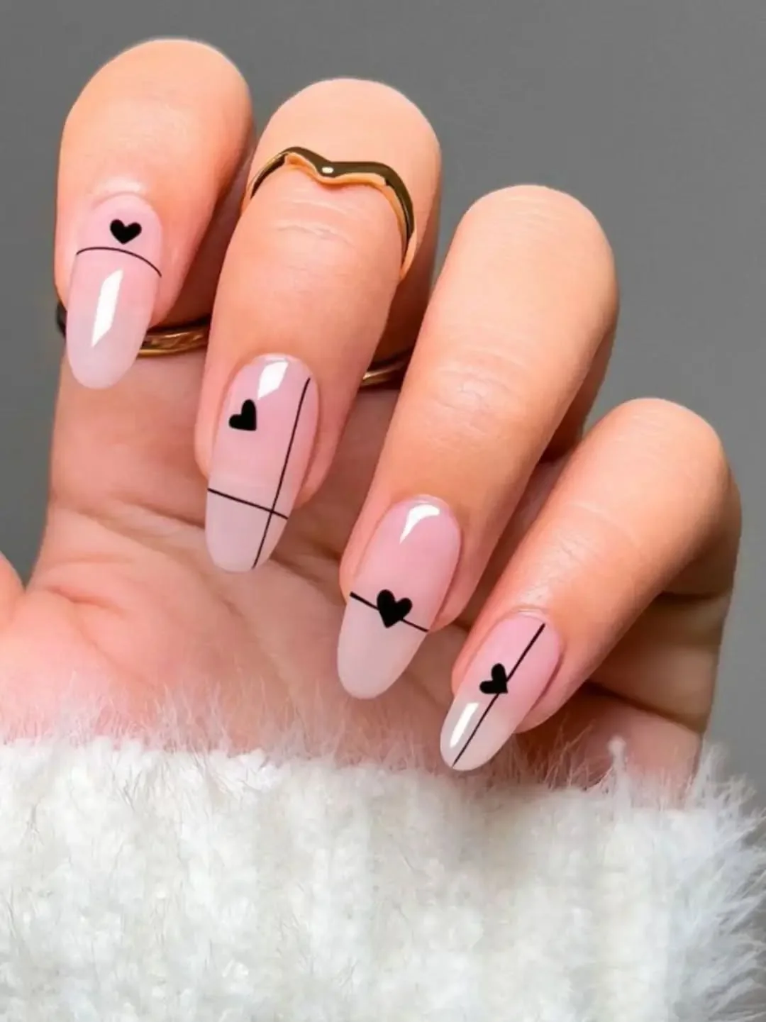 Black Heart Line nail design idea