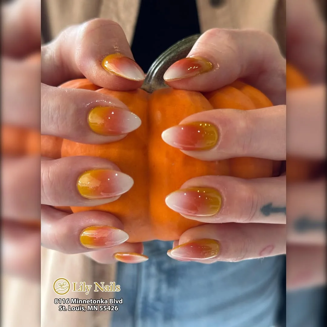 Two-Tone Candy Corn Nail Design Two-Tone Candy Corn nail design idea