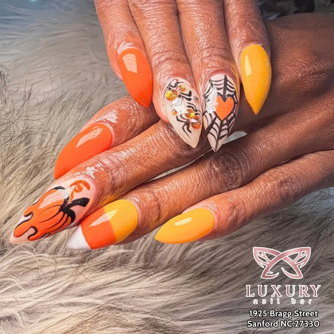 Ombré Candy Corn Nail Design Ombré Candy Corn nail design idea