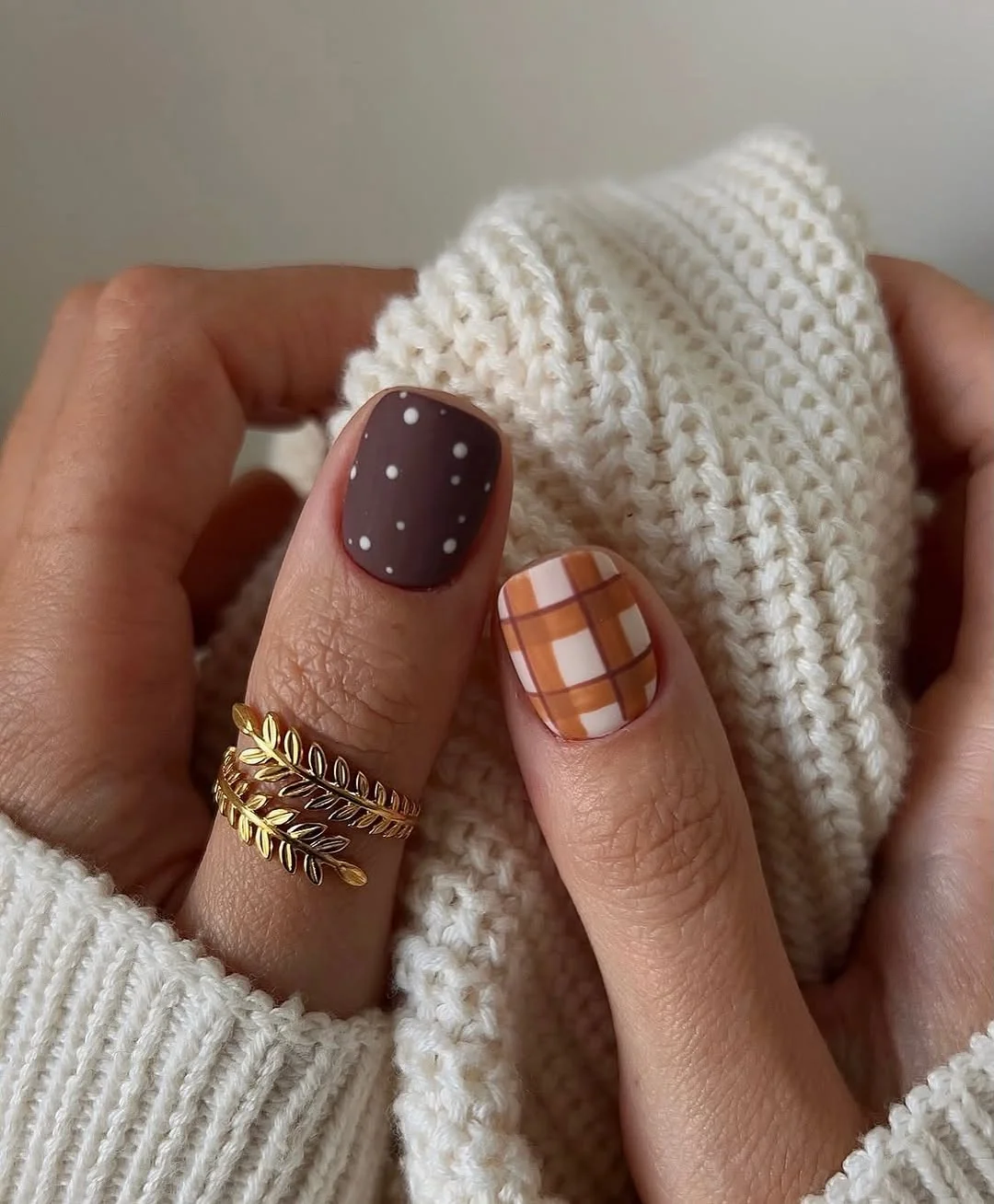 Plaid Dot Mix Nail Design Plaid Dot Mix nail design idea