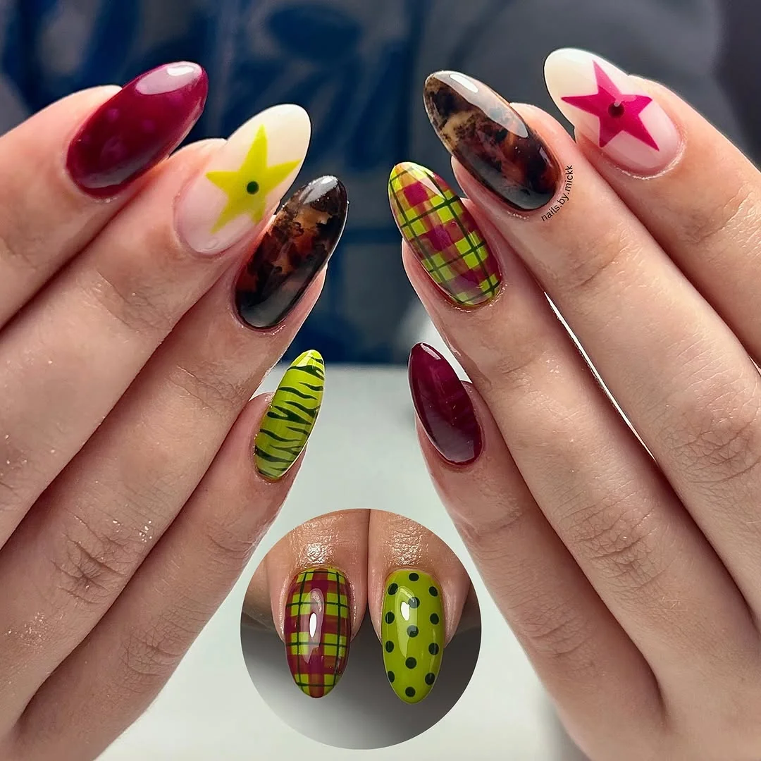 Green Red Plaid Nail Design Green Red Plaid nail design idea