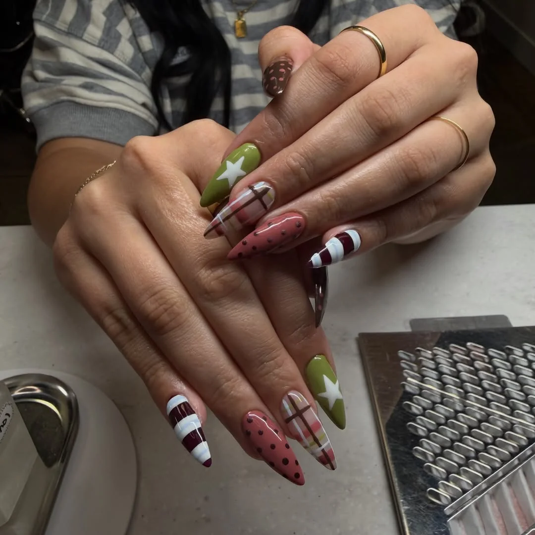 Green Plaid Nail Design Green Plaid nail design idea