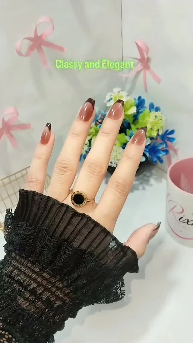 Soft Brown Tip Nail Design Soft Brown Tip nail design idea